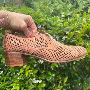 Italian leather mesh Oxford size 36